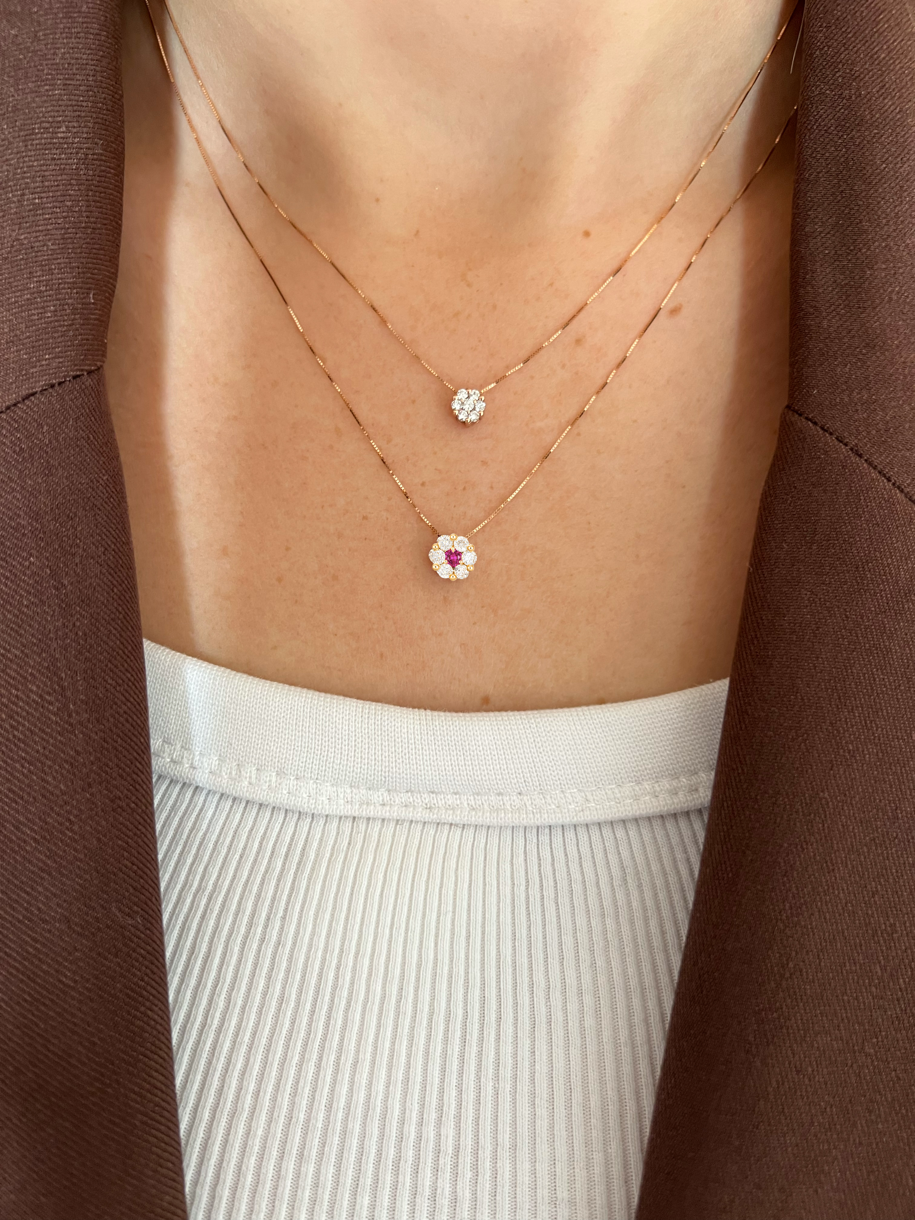 Halskette "Ruby Flower"