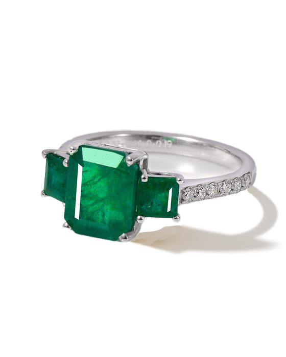 Emerald Ring with Diamonds